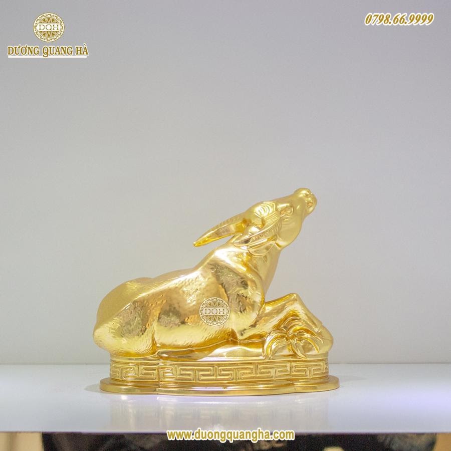 Trâu vàng phong thủy bằng đồng - Quà tết Tân Sửu 2021