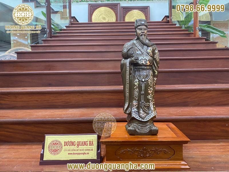 Tượng đồng Gia Cát Lượng - Khổng Minh