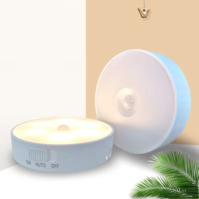 Đèn cảm ứng (ánh sáng + chuyển động) cầu thang, đèn phòng ngủ có sẵn dây sạc pin