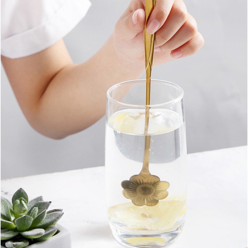 Bộ 4 thìa cà phê Inox cán dài 18cm inox hình bông hoa phong cách Nhật Bản