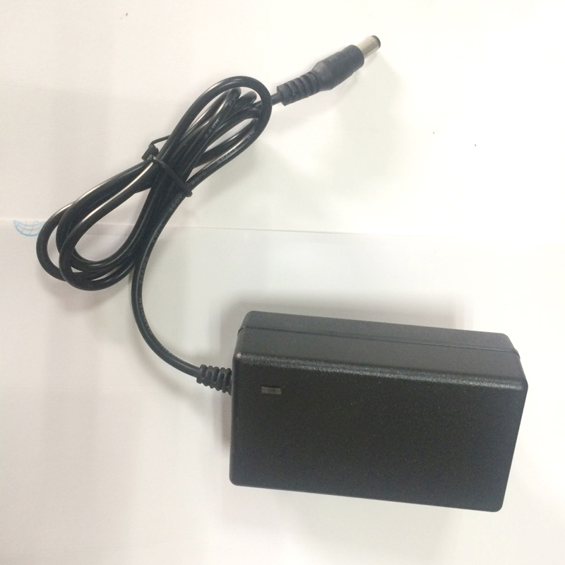 Bộ sạc pin Lithium 18650 2S 3S 4S (có đèn báo đầy)