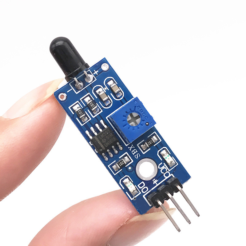 Cảm biến phát hiện ngọn lửa có chiết áp điều chỉnh độ nhạy (3 chân)