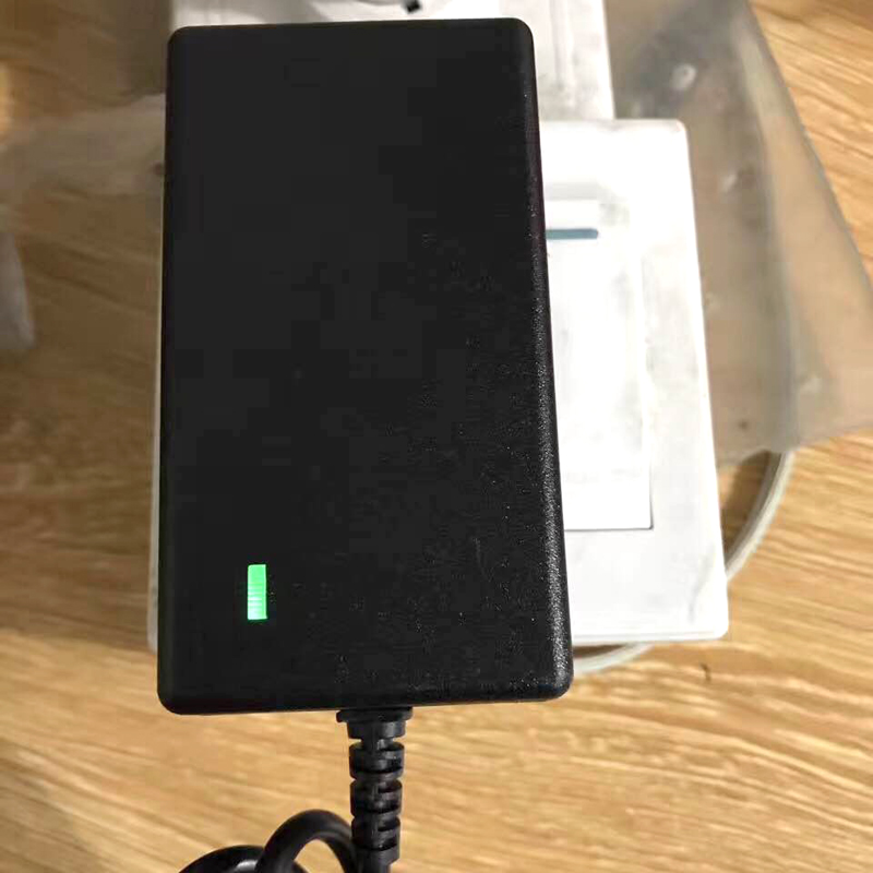 Bộ sạc pin Lithium 18650 2S 3S 4S (có đèn báo đầy)