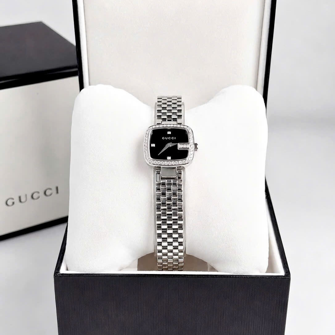 Đồng Hồ Nữ Gucci Mặt Vuông Đen Đính Đá Size 28mm Dây Kim Loại Màu Bạc