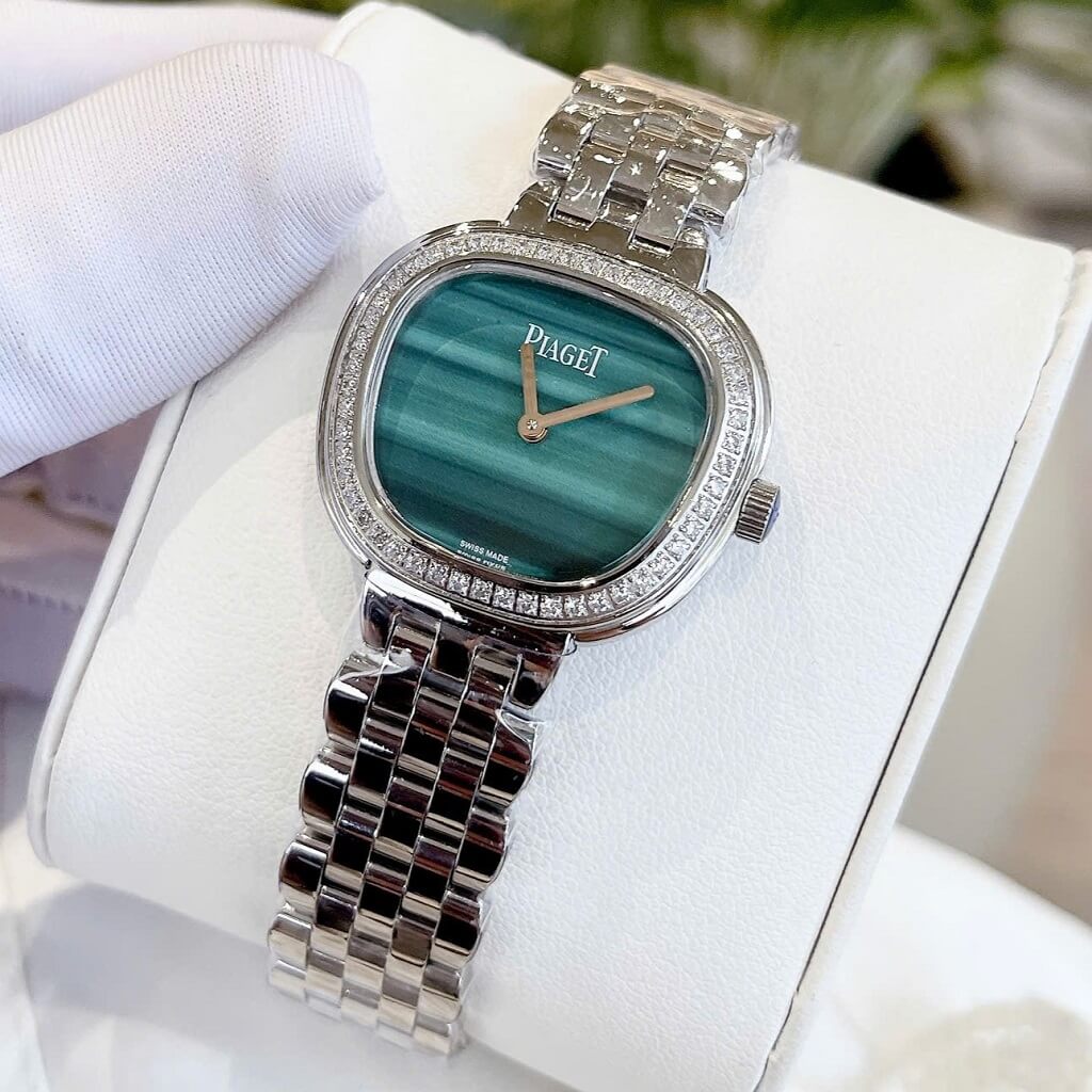 Đồng hồ nữ Piaget Sixtie size 29mm mặt xanh lá viền đính đá máy pin dây inox không gỉ