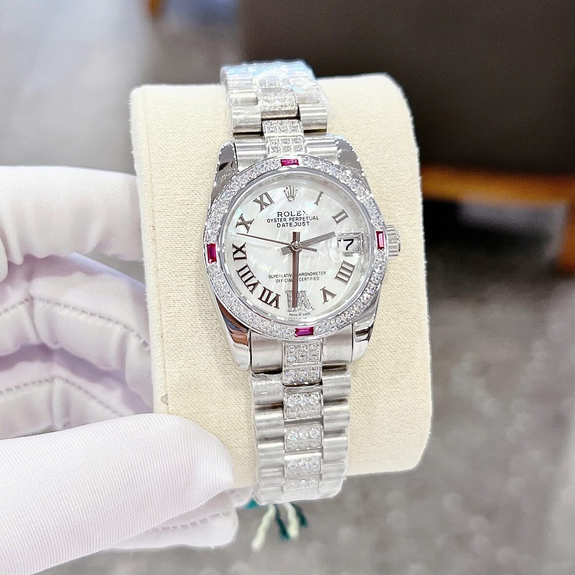 Đồng Hồ Nữ Rolex Datejust Viền Đá Mặt Trắng Dây Kim Loại Inox Đính Đá Máy Pin Size 31mm