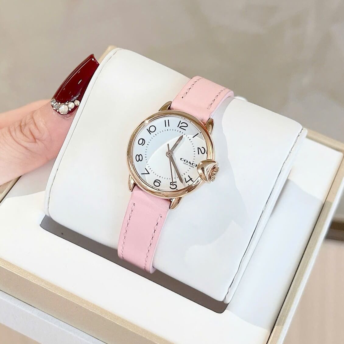 Đồng Hồ Nữ Coach Arden Size 28mm Dây Da Hồng Mặt Trắng Vỏ Rose Quartz