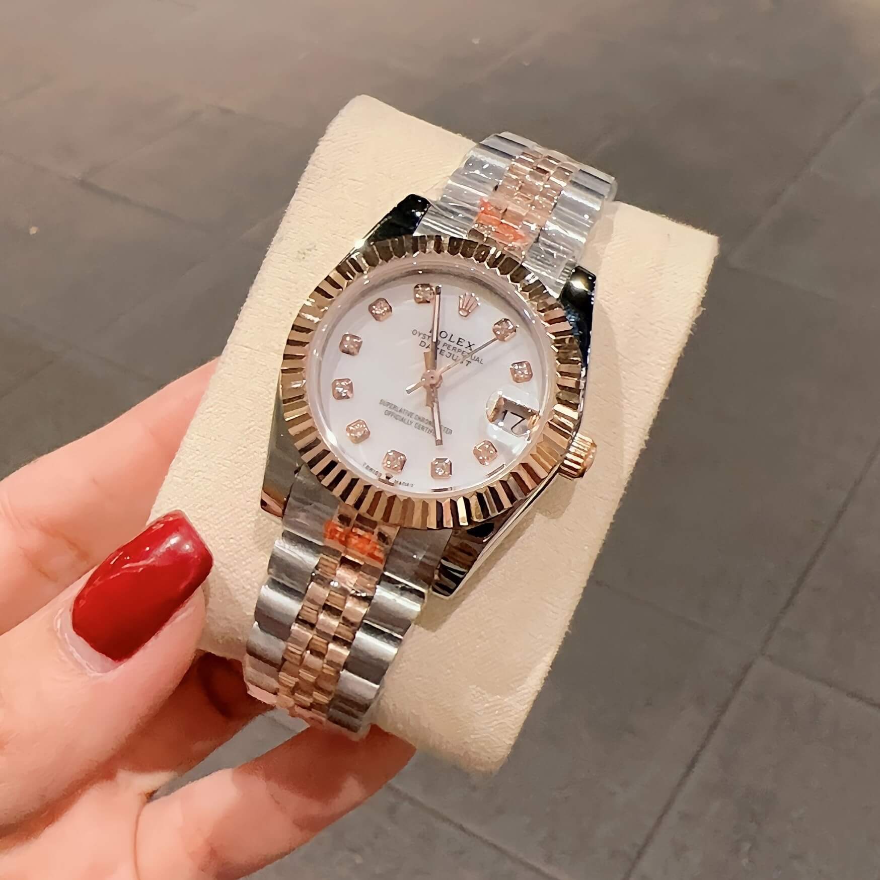 Đồng Hồ Rolex Datejust Nữ Size 31mm Dây Thép Demi Vàng Hồng Mặt Xà Cừ Máy Pin Niềng Khía
