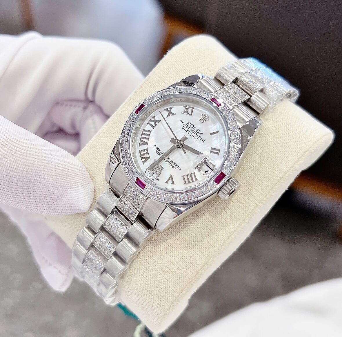 Đồng Hồ Nữ Rolex Datejust Viền Đá Mặt Trắng Dây Kim Loại Inox Đính Đá Máy Pin Size 31mm