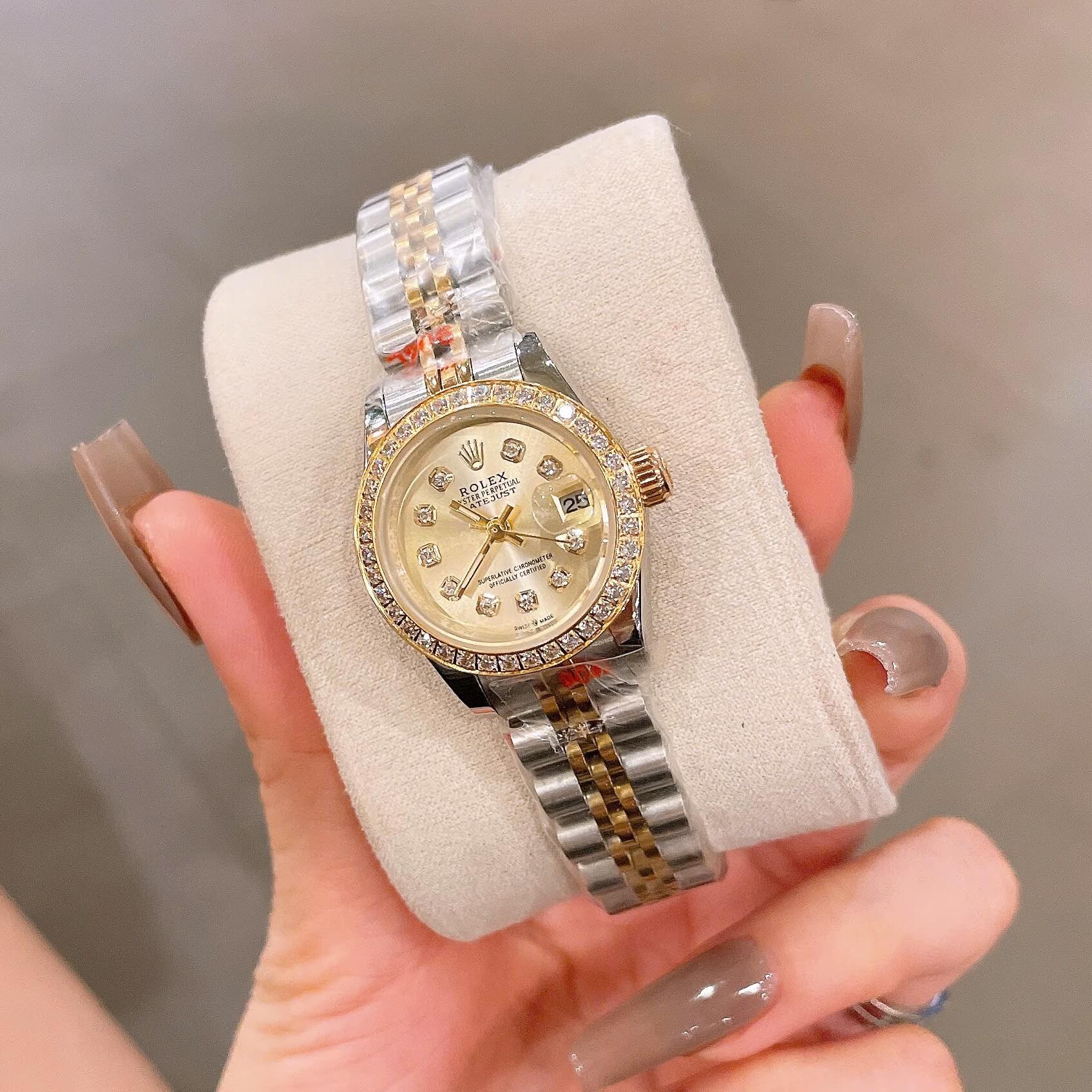 Đồng Hồ Rolex Datejust Nữ Size 28mm Dây Thép Demi Vàng Mặt Vàng Máy Pin Niềng Đá