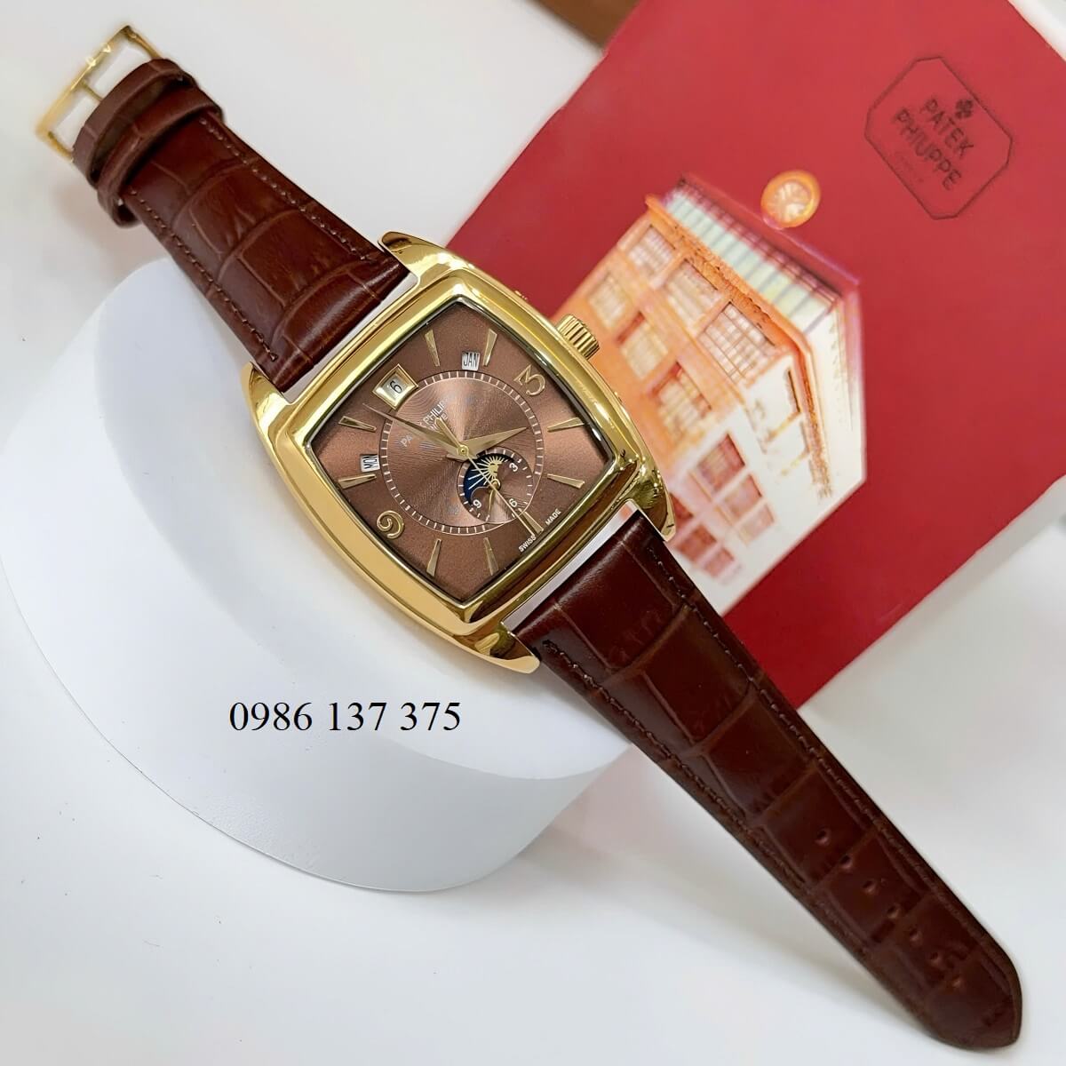 Đồng Hồ Nam Patek Philippe Gondolo Calendar 5135 Dây Da Nâu Mặt Nâu Vỏ Vàng 38mm