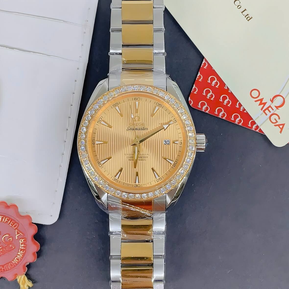 Đồng Hồ Nam Omega Seamaster Tự Động Đính Đá Mặt Vàng Dây Kim Loại Demi Vàng Size 40mm