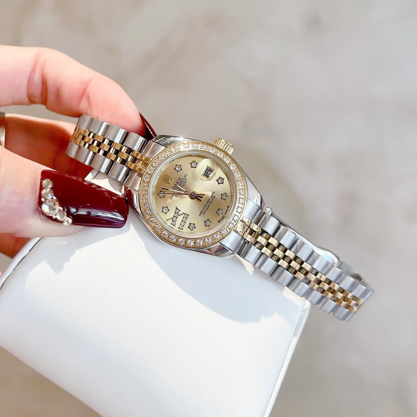 Đồng Hồ Rolex Datejust Nữ Size 28mm Dây Thép Demi Mặt Vàng Máy Pin Niềng Đính Đá