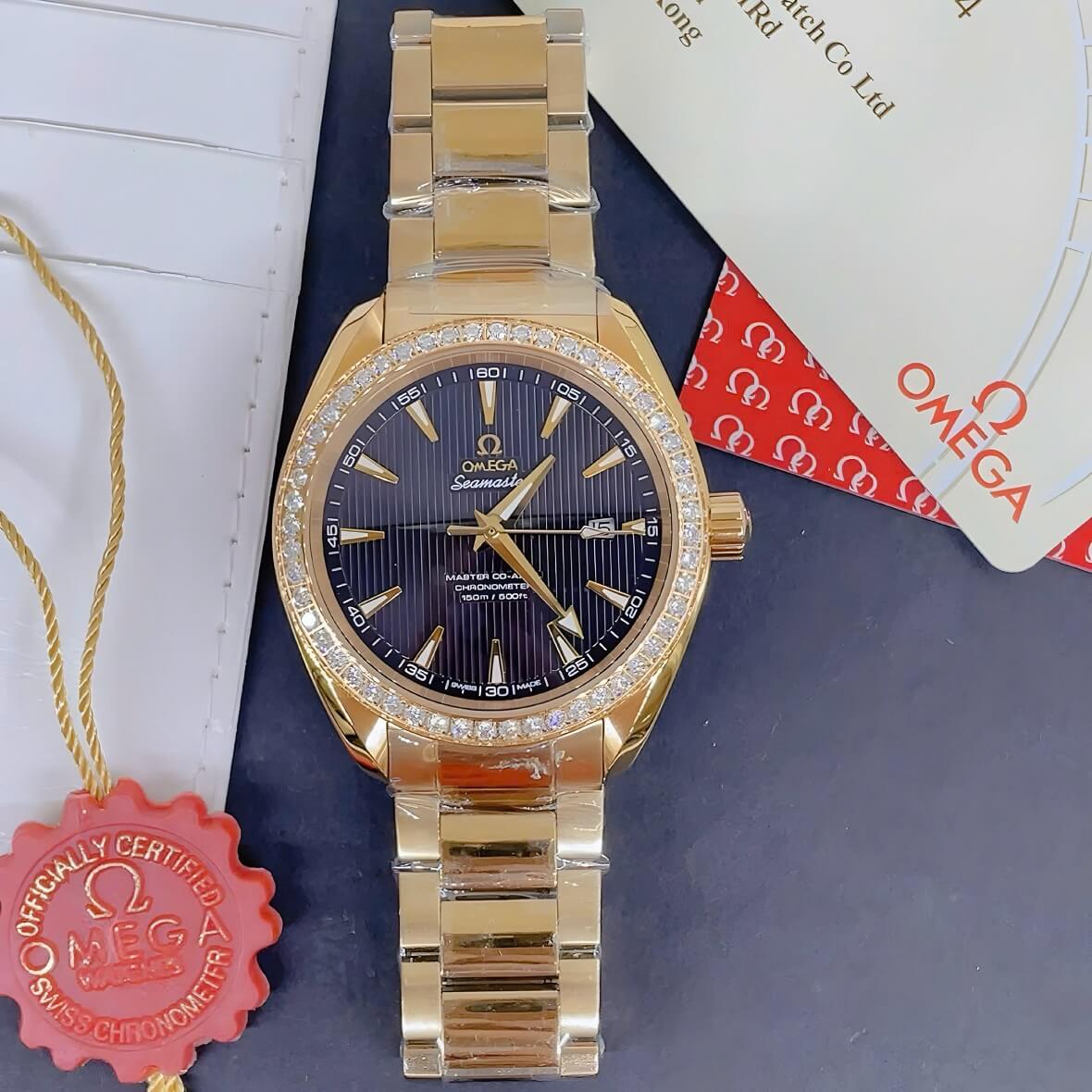 Đồng Hồ Nam Omega Seamaster Tự Động Đính Đá Mặt Đen Dây Kim Loại Vàng Size 40mm