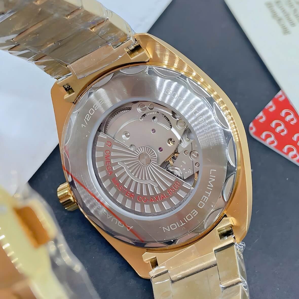 Đồng Hồ Nam Omega Seamaster Tự Động Đính Đá Mặt Trắng Dây Kim Loại Vàng Size 40mm