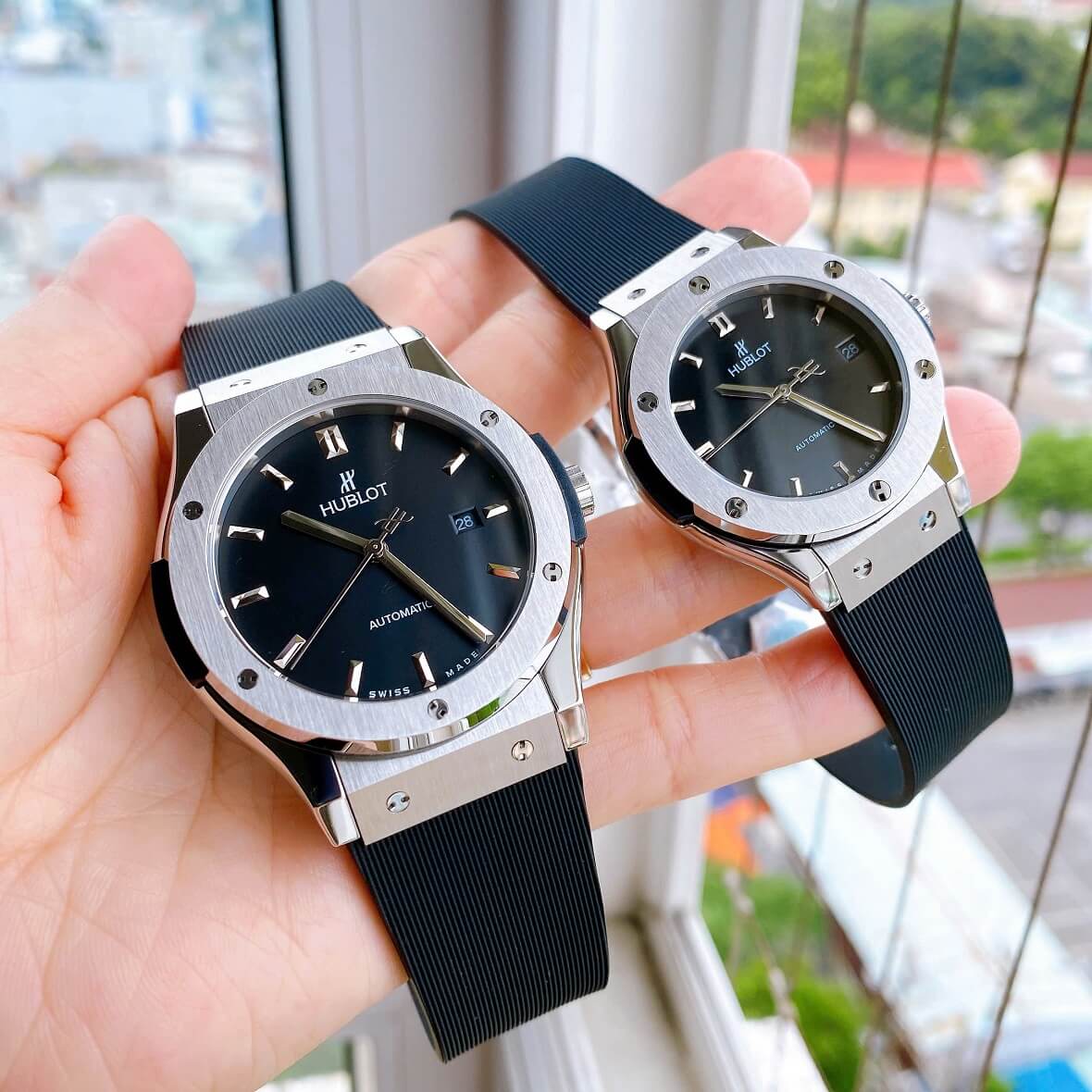 Đồng Hồ Cặp Hublot Classic Fusion Tự Động Mặt Đen Dây Cao Su Vỏ Silver Size 42mm-34mm