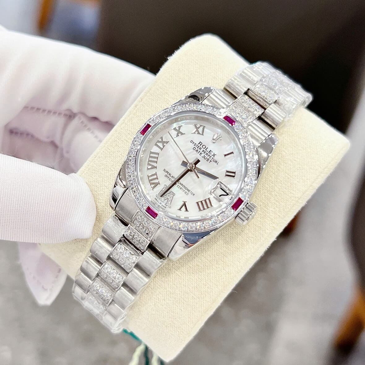 Đồng Hồ Nữ Rolex Datejust Viền Đá Mặt Trắng Dây Kim Loại Inox Đính Đá Máy Pin Size 31mm