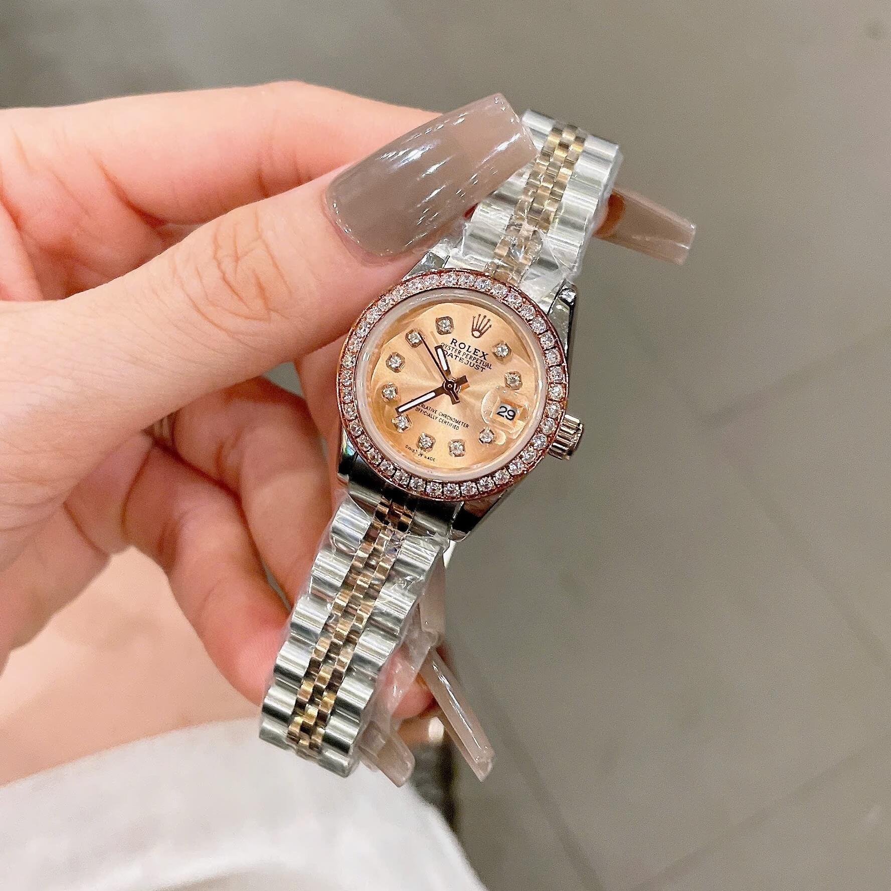 Đồng Hồ Rolex Datejust Nữ Size 28mm Dây Thép Demi Vàng Hồng Máy Pin Niềng Đá