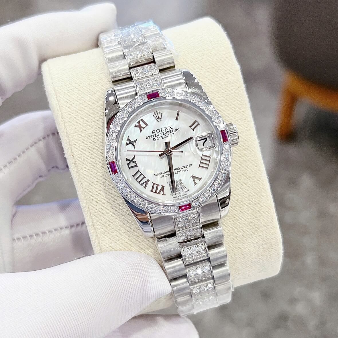 Đồng Hồ Nữ Rolex Datejust Viền Đá Mặt Trắng Dây Kim Loại Inox Đính Đá Máy Pin Size 31mm