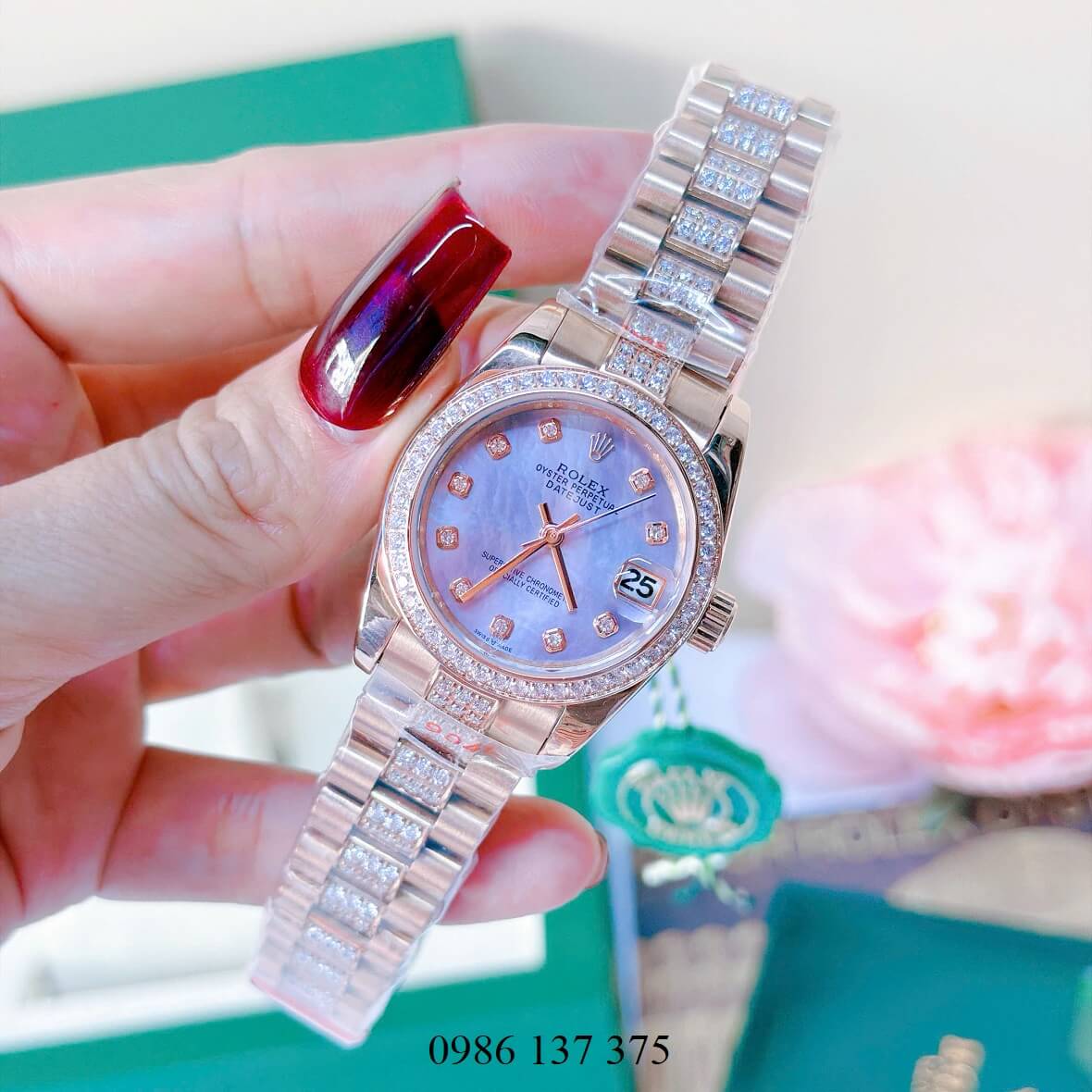 Đồng Hồ Nữ Rolex Datejust Viền Đá Mặt Xanh Xà Cừ Dây Kim Loại Vàng Hồng Đính Đá Size 31mm