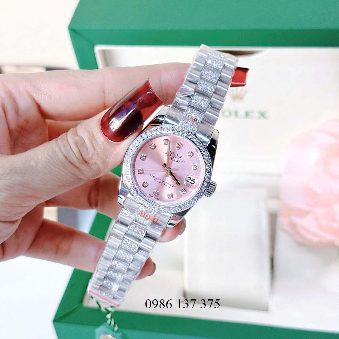 Đồng Hồ Nữ Rolex Datejust Viền Đá Mặt Hồng Dây Kim Loại Inox Đính Đá Máy Pin Size 31mm
