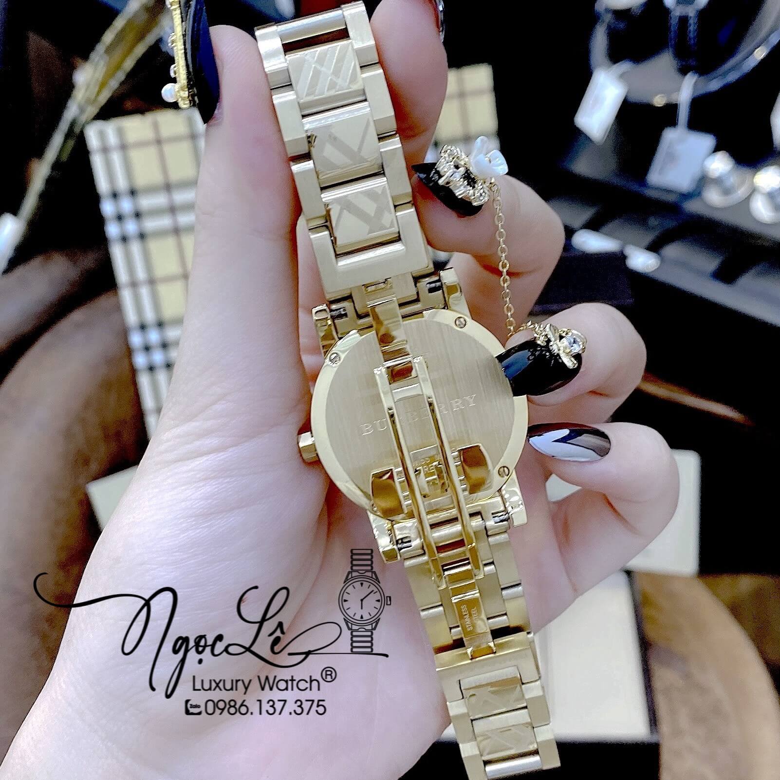 Đồng Hồ Cặp Burberry The City Dây Kim Loại Vàng Gold Size 34mm 38mm BU9038 BU9145