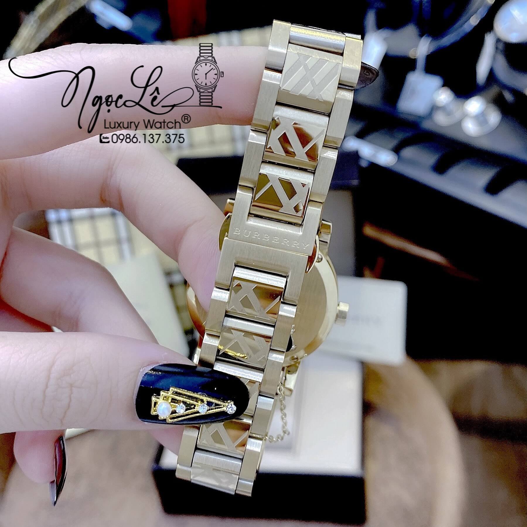 Đồng Hồ Cặp Burberry The City Dây Kim Loại Vàng Gold Size 34mm 38mm BU9038 BU9145