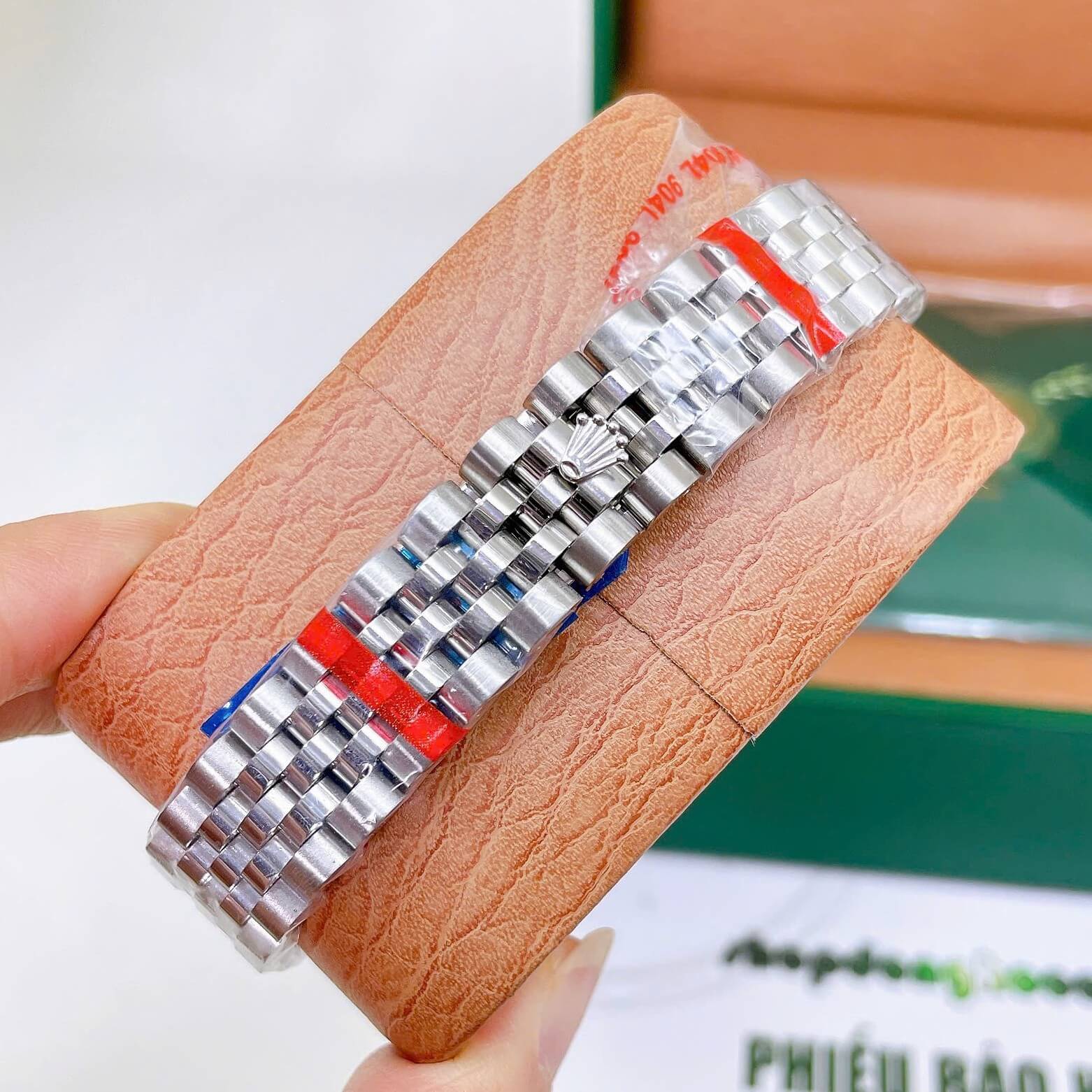 Đồng Hồ Rolex Datejust Nữ Dây Thép Silver Mặt Trắng Đính Đá Size 31mm - Quartz