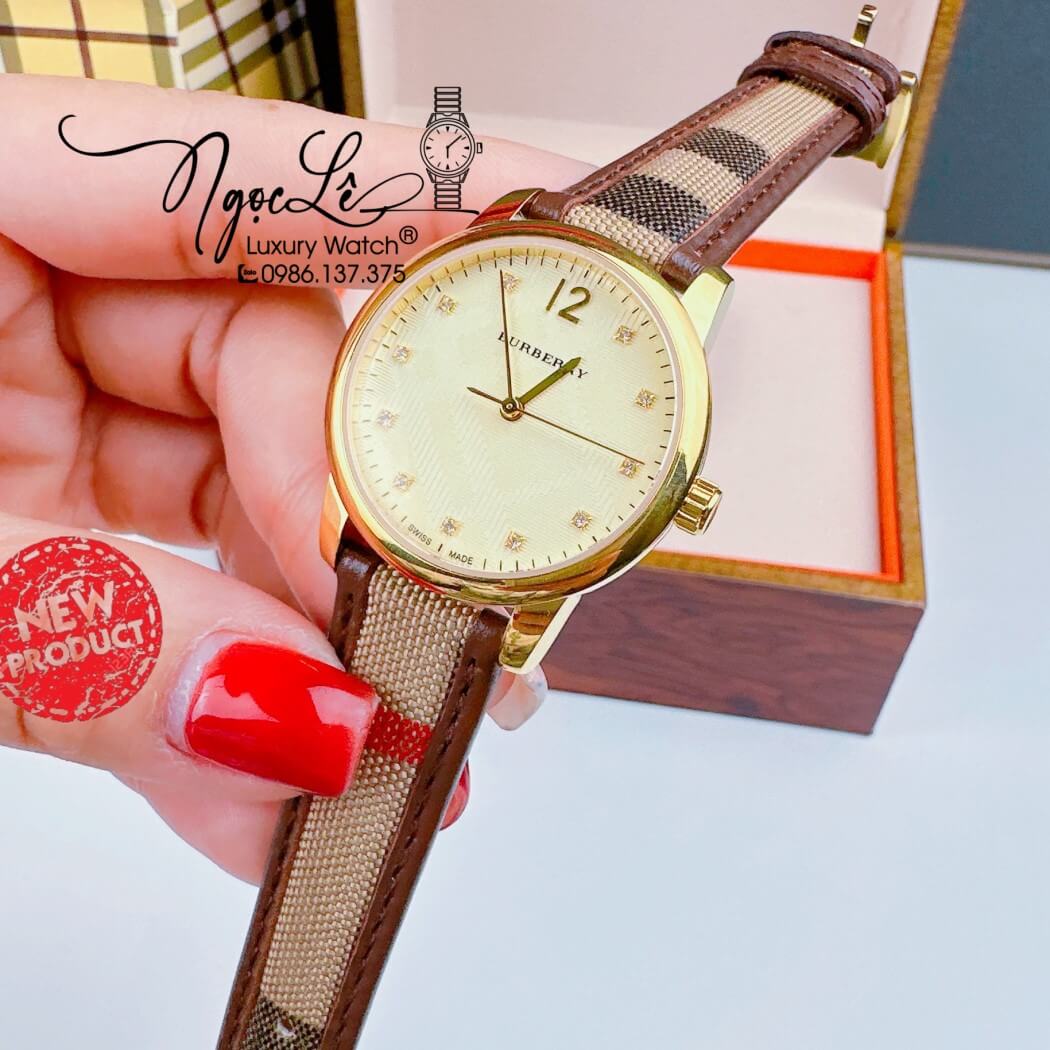 Đồng Hồ Burberry Nữ Dây Da Kẻ Sọc Caro Màu Nâu Mặt Vàng Size 32mm