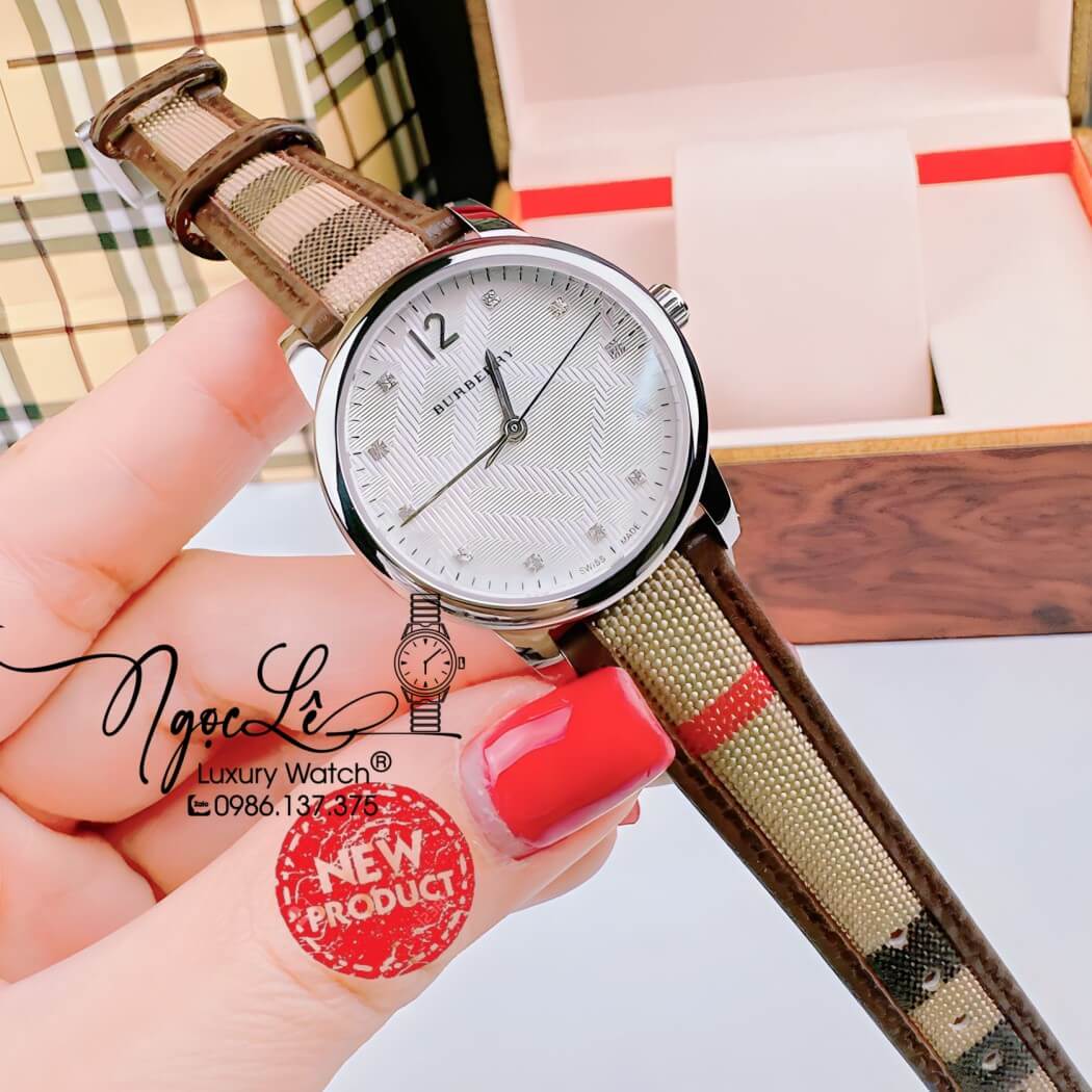 Đồng Hồ Burberry Nữ Dây Da Kẻ Sọc Caro Màu Nâu Mặt Trắng Size 32mm