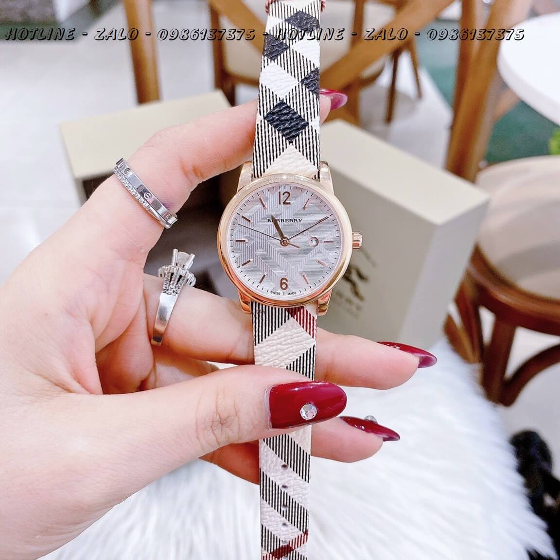 Đồng Hồ Burberry Nữ Dây Da Caro Rose Gold 32mm