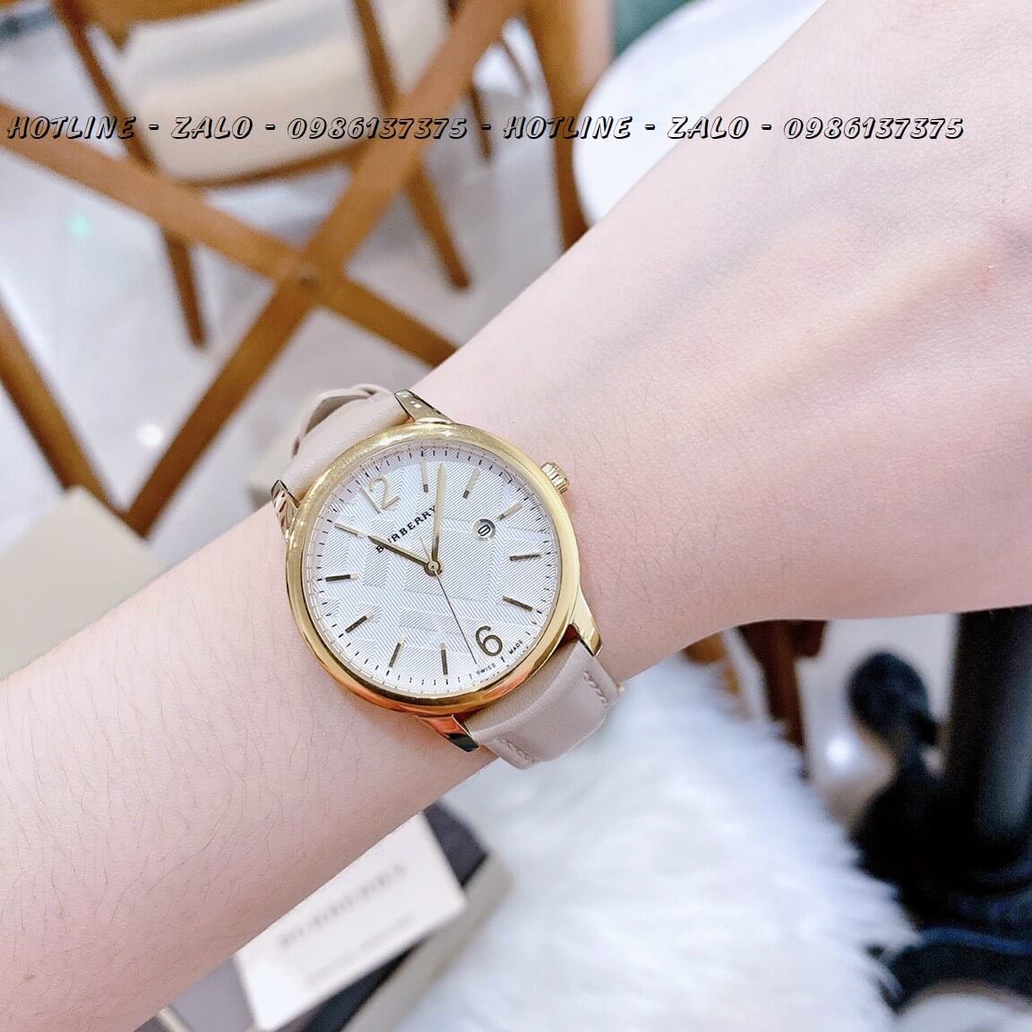 Đồng Hồ Burberry Nữ Dây Da Nude Viền Gold 32mm