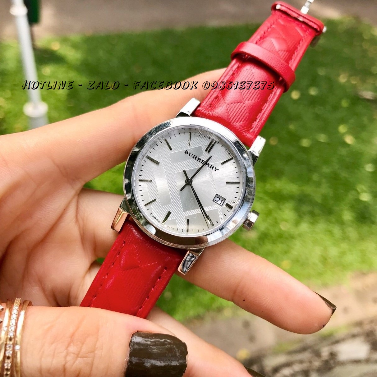 Đồng Hồ Burberry Nữ Dây Da Đỏ Gân 34mm Silver