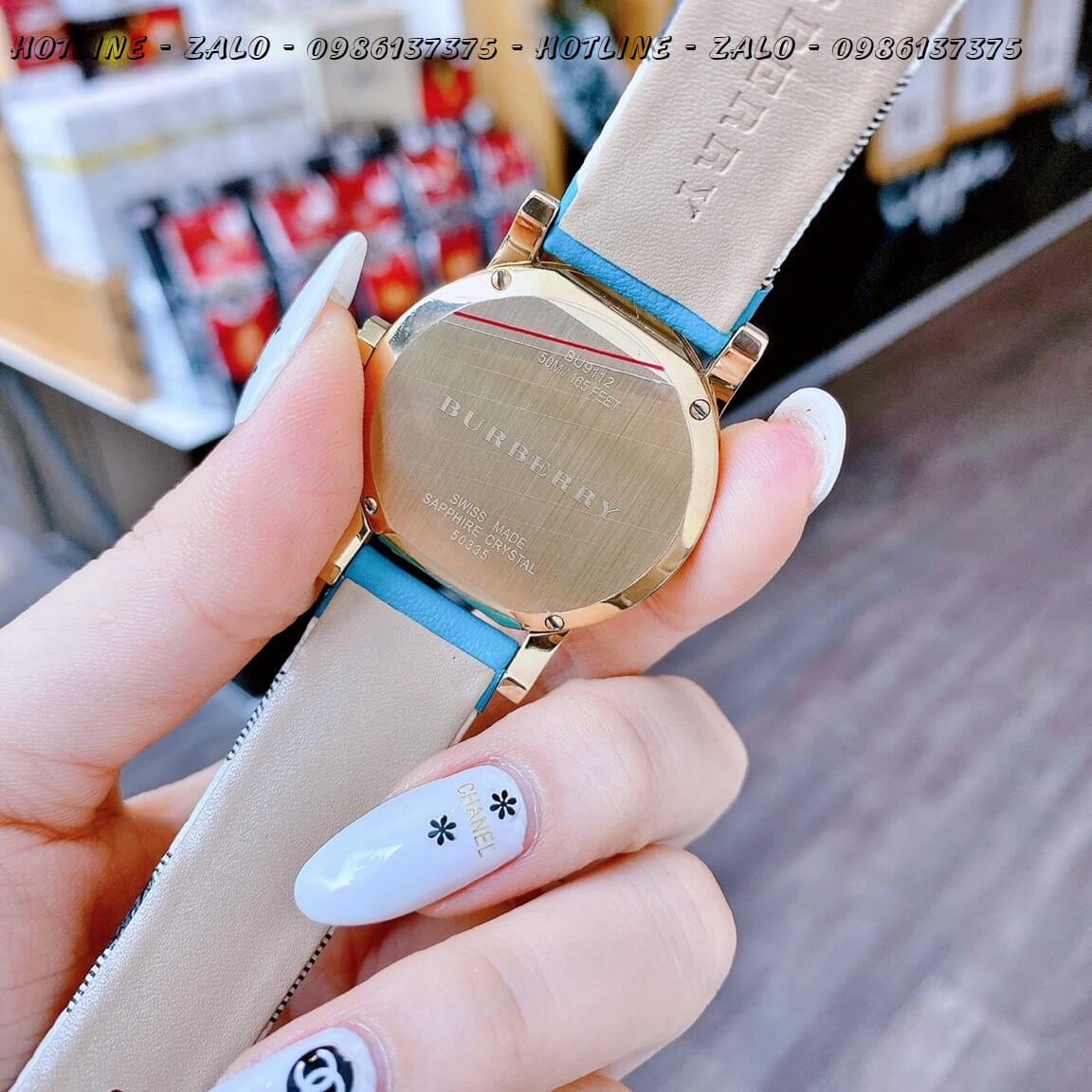 Đồng Hồ Burberry Nữ Dây Da Xanh Bọc Caro 34mm