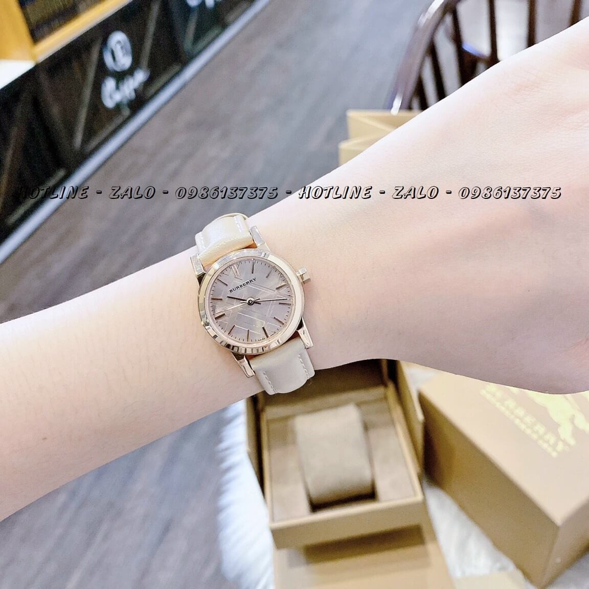 Đồng Hồ Burberry Nữ Dây Da Nude 34mm - 28mm Cao Cấp