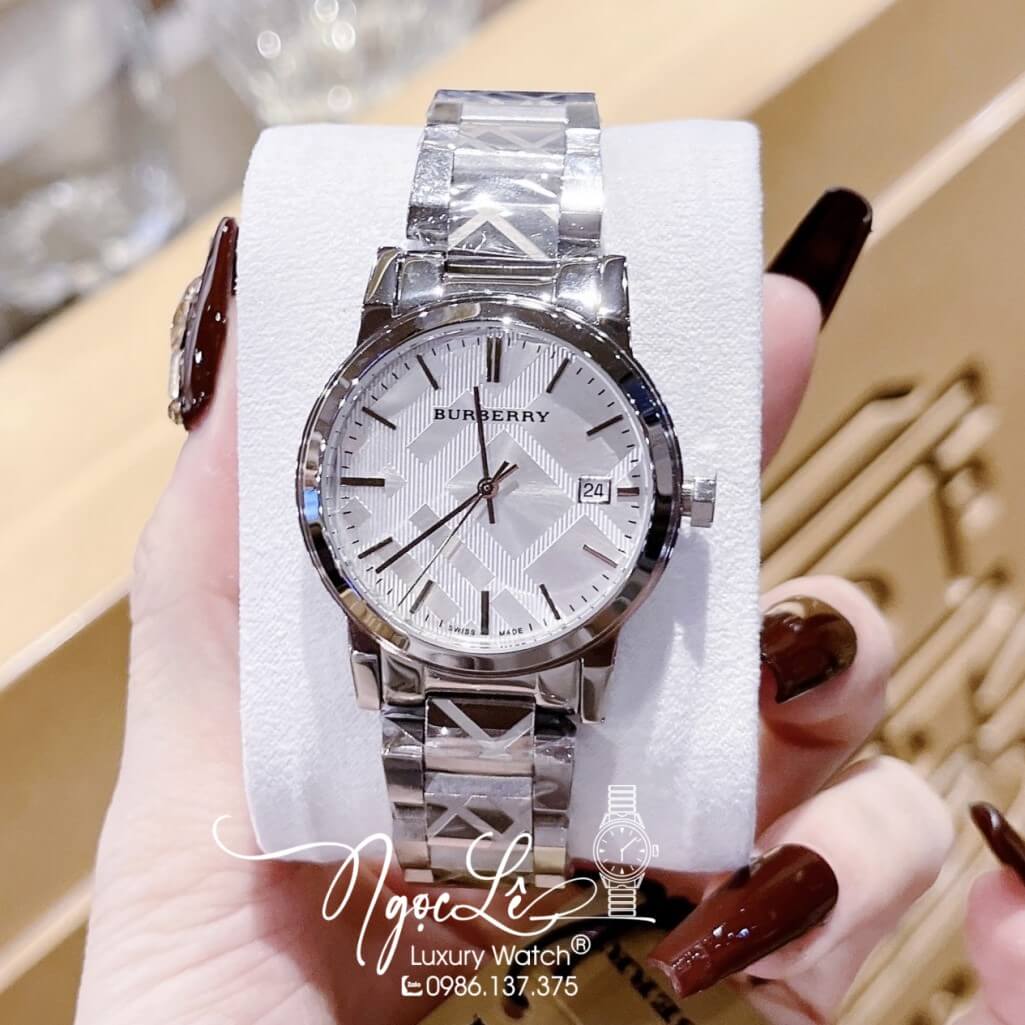 Đồng Hồ Burberry Nữ Dây Kim Loại Màu Bạc Cao Cấp 34mm