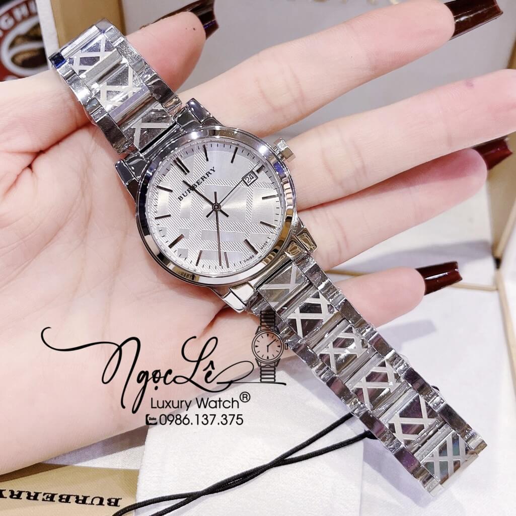 Đồng Hồ Burberry Nữ Dây Kim Loại Màu Bạc Cao Cấp 34mm