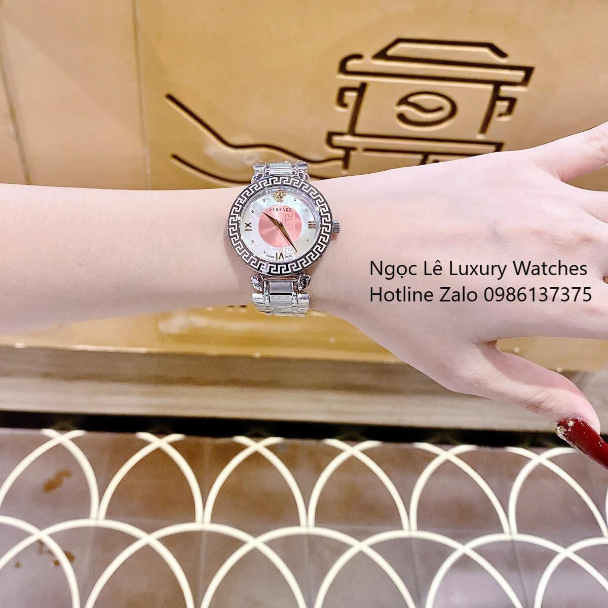 Đồng Hồ Cao Cấp Nữ - Đồng Hồ Versace Daphnis Dây Kim Loại Màu Bạc Mặt Hồng Size 35mm