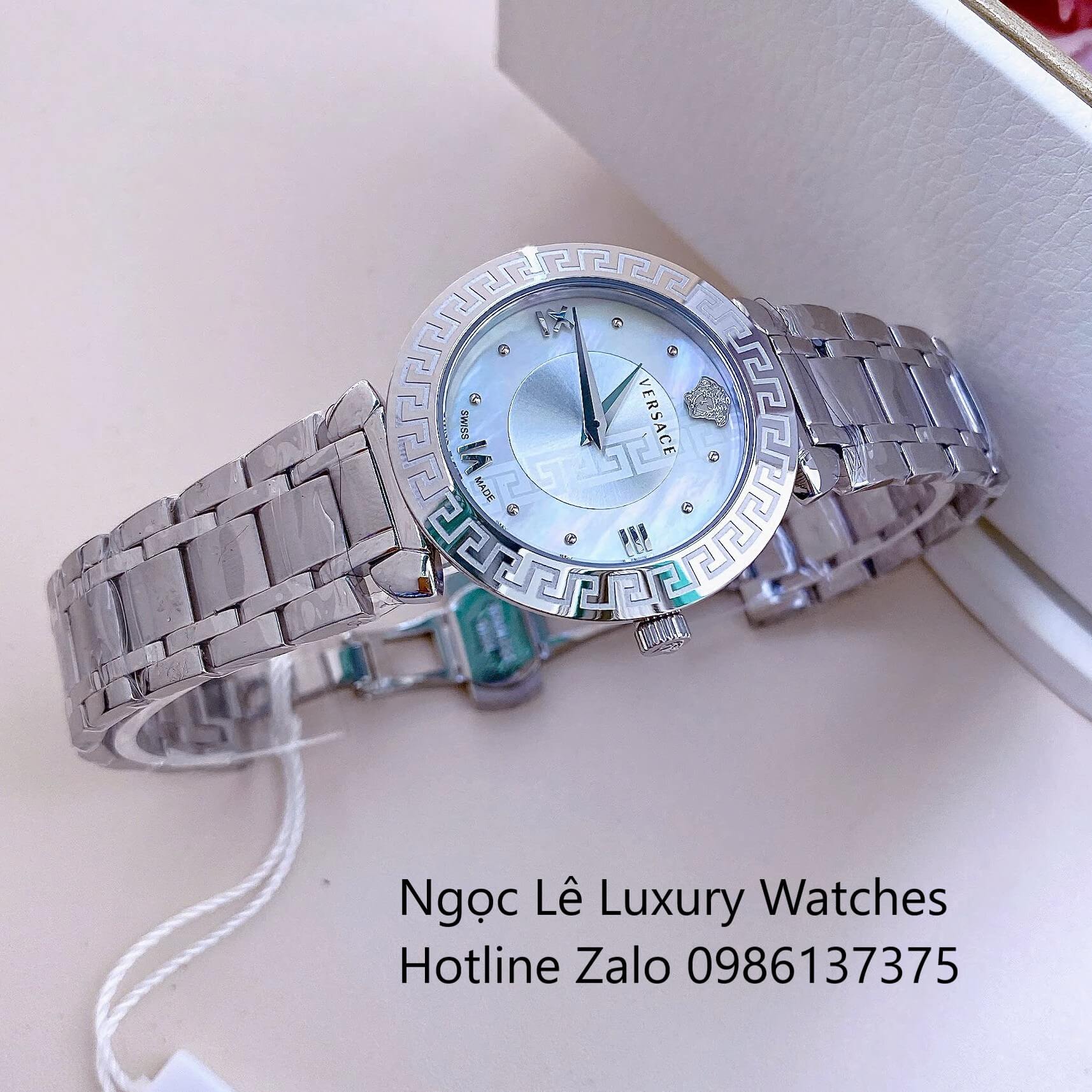Đồng Hồ Cao Cấp Nữ - Đồng Hồ Versace Daphnis Dây Kim Loại Màu Bạc Mặt Trắng Size 35mm