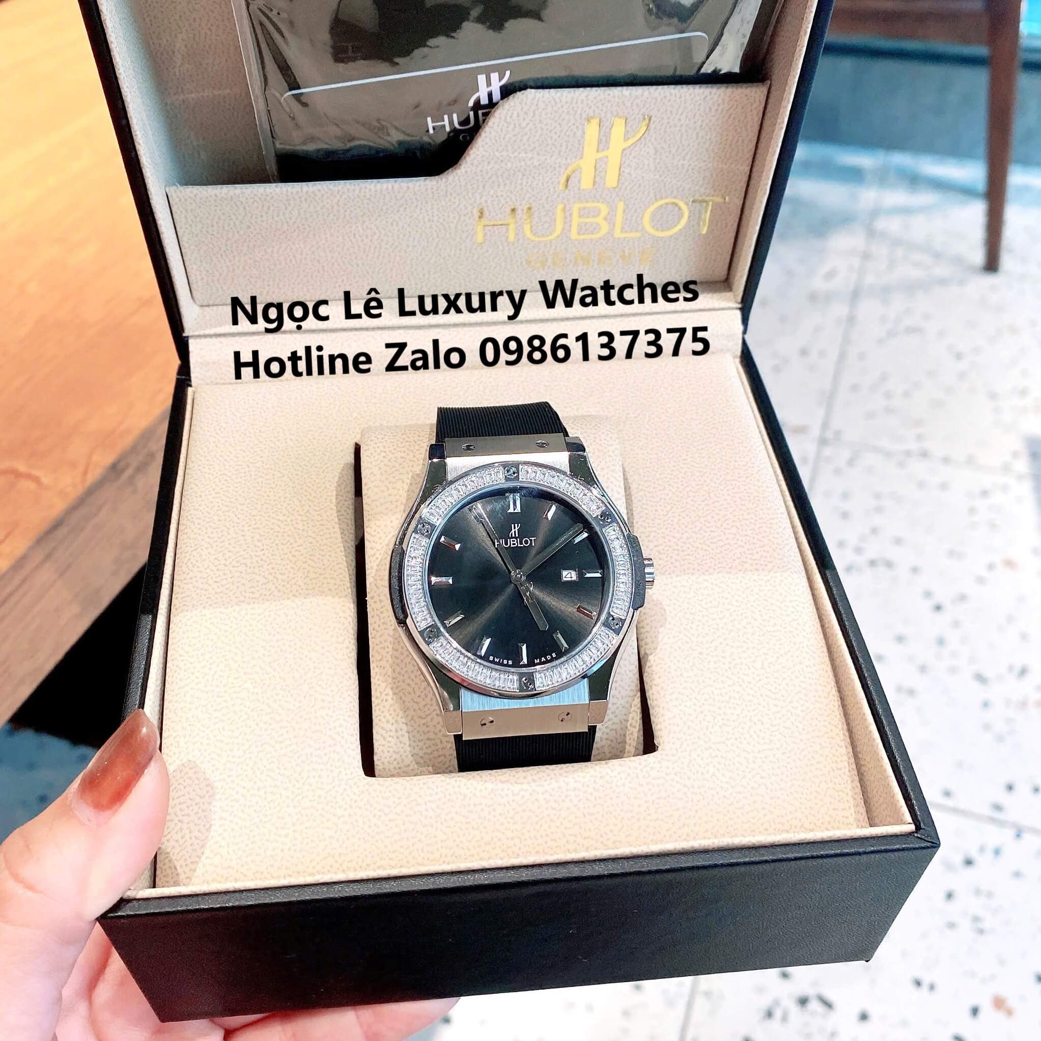Đồng Hồ Cặp Hublot Classic Fusion Pin Dây Cao Su Đen Đính Đá Vỏ Bạc Size 41mm - 34mm