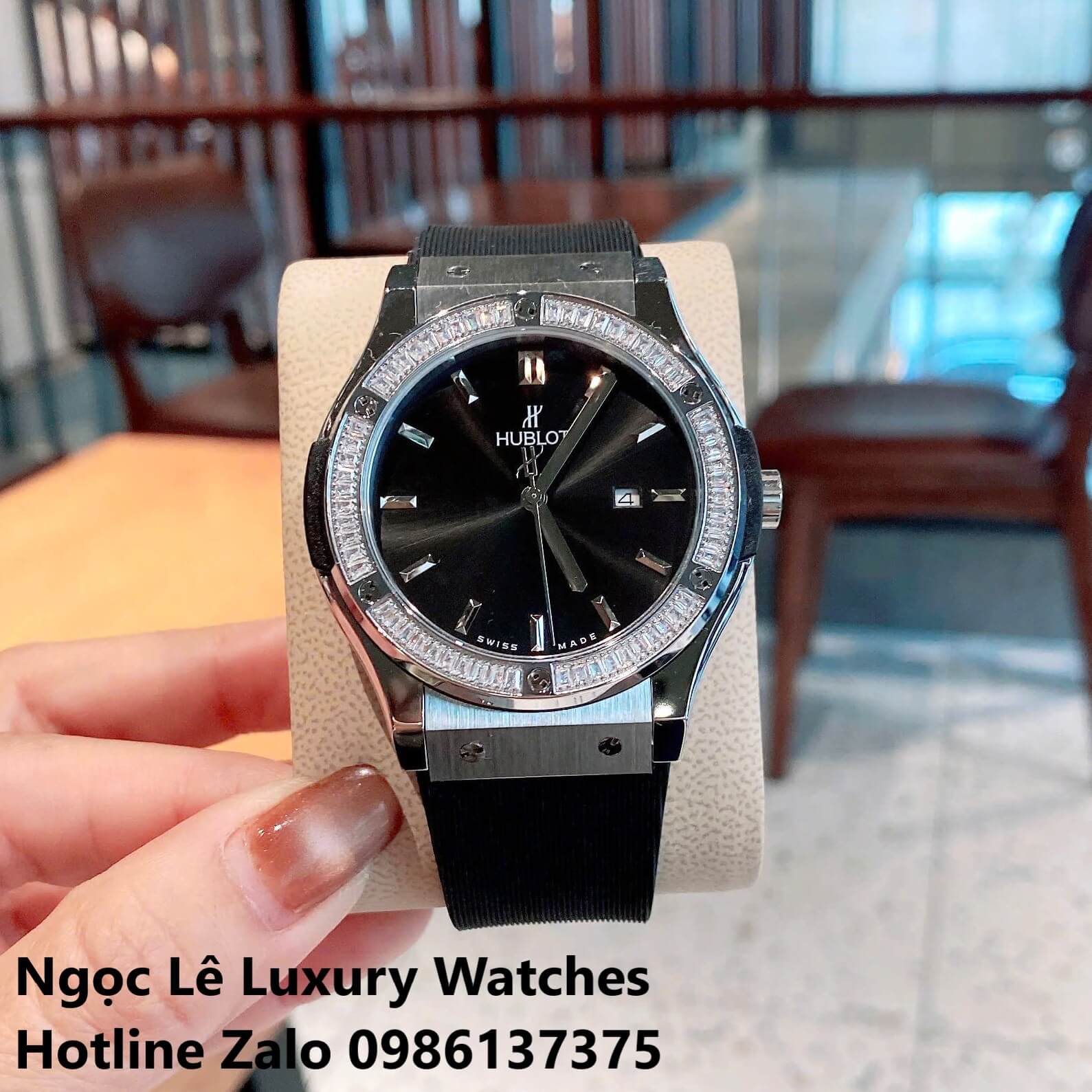 Đồng Hồ Cặp Hublot Classic Fusion Pin Dây Cao Su Đen Đính Đá Vỏ Bạc Size 41mm - 34mm