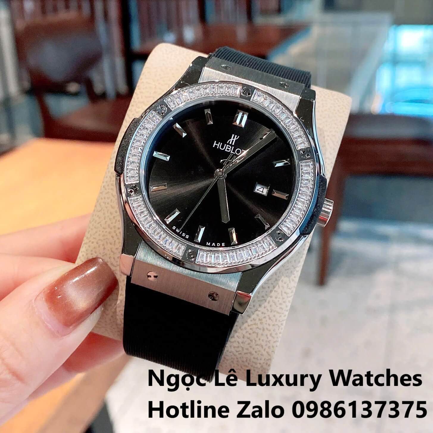 Đồng Hồ Cặp Hublot Classic Fusion Pin Dây Cao Su Đen Đính Đá Vỏ Bạc Size 41mm - 34mm
