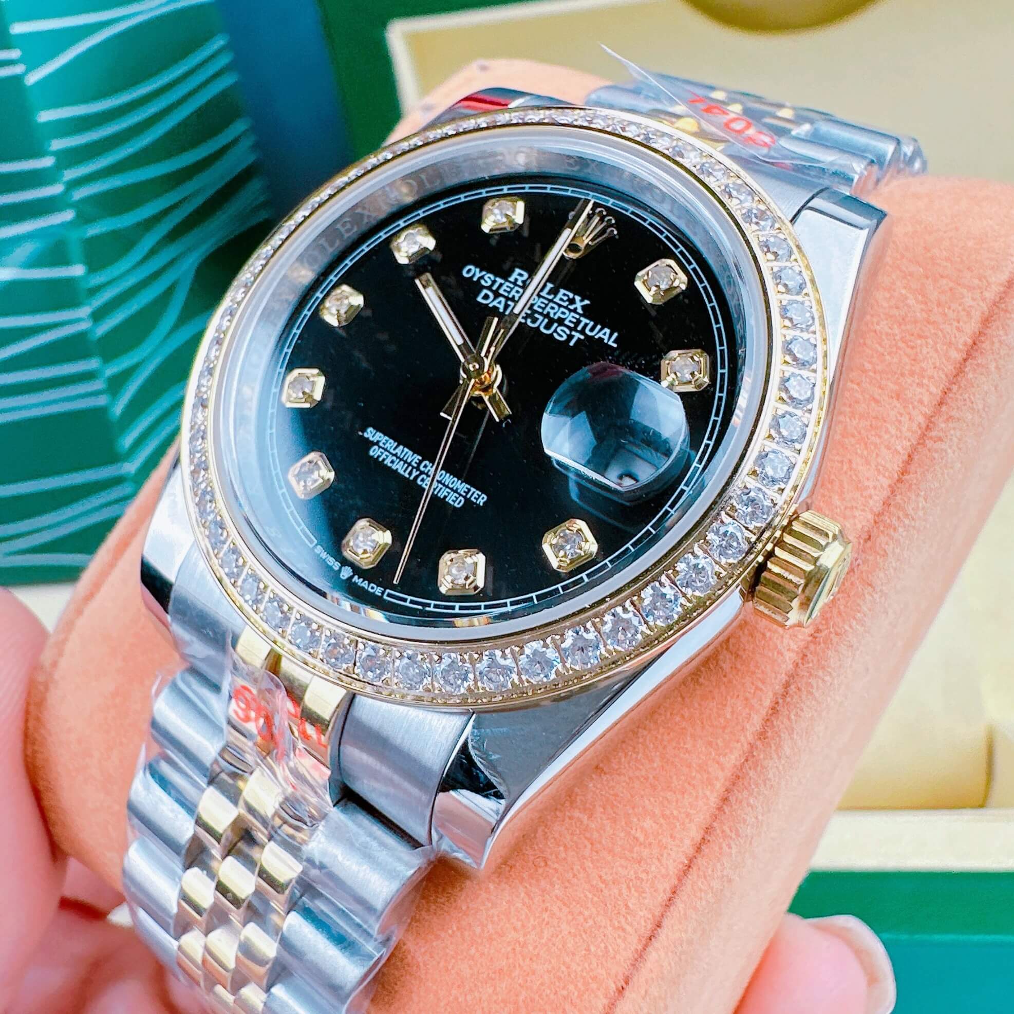 Đồng Hồ Cặp Rolex Datejust Máy Pin Demi Vàng Mặt Đen Viền Đá Size 36mm - 31mm