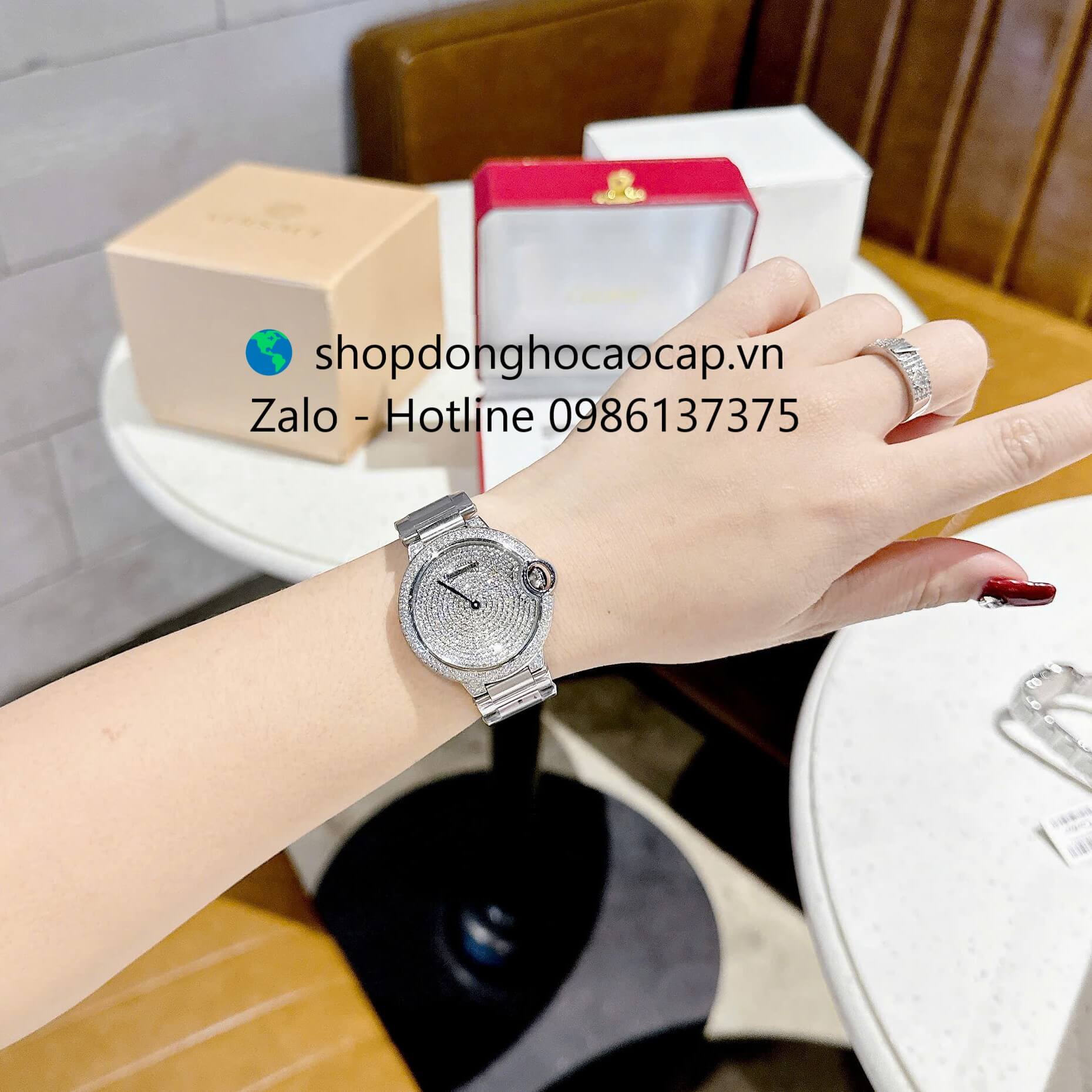 Đồng hồ Cartier Ballon Bleu nữ dây thép silver, mặt đồng hồ đính đá sáng size 36mm - Quartz Thụy Sĩ