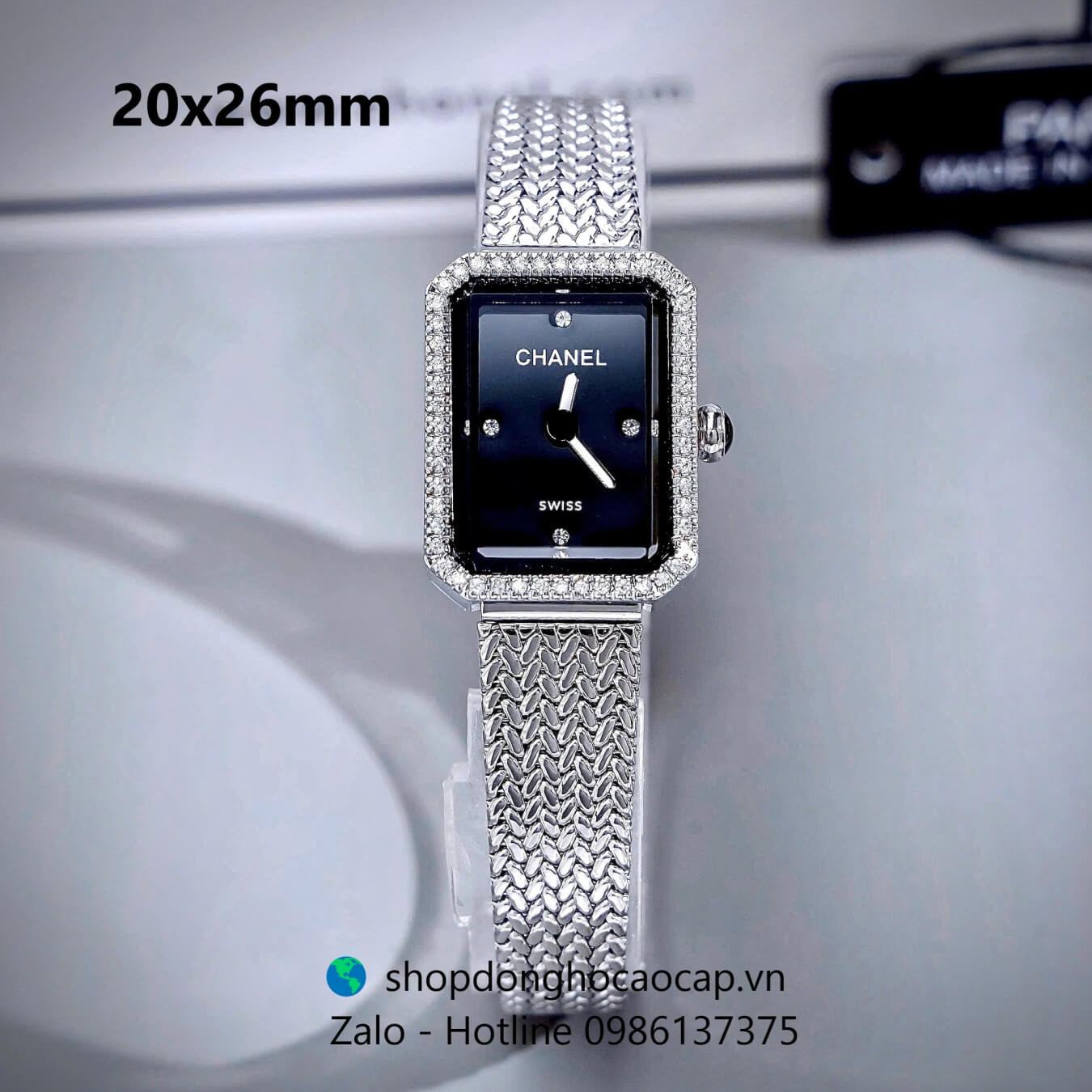 Đồng hồ Chanel Boy Friend, đồng hồ Chanel nữ dây mesh bạc mặt đen size 20x26mm - Quartz
