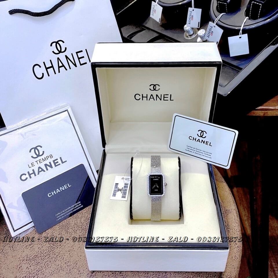Đồng Hồ Nữ Chanel Boy Friend Diamond Mặt Đen 20x28mm