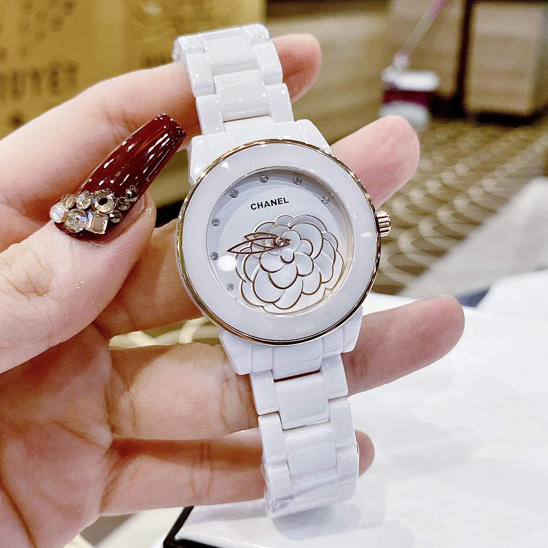 Đồng Hồ Nữ Chanel J12 Dây Đá Ceramic Trắng Mặt Hoa 3D Viền Rose Size 33mm