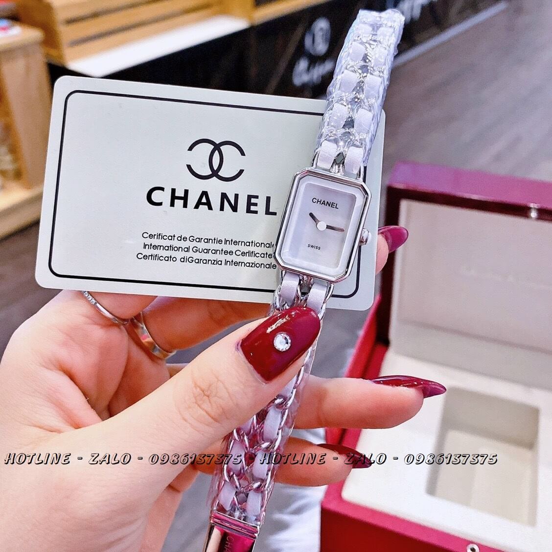 Đồng Hồ Nữ Chanel Première Xích Trắng Silver 20x28mm