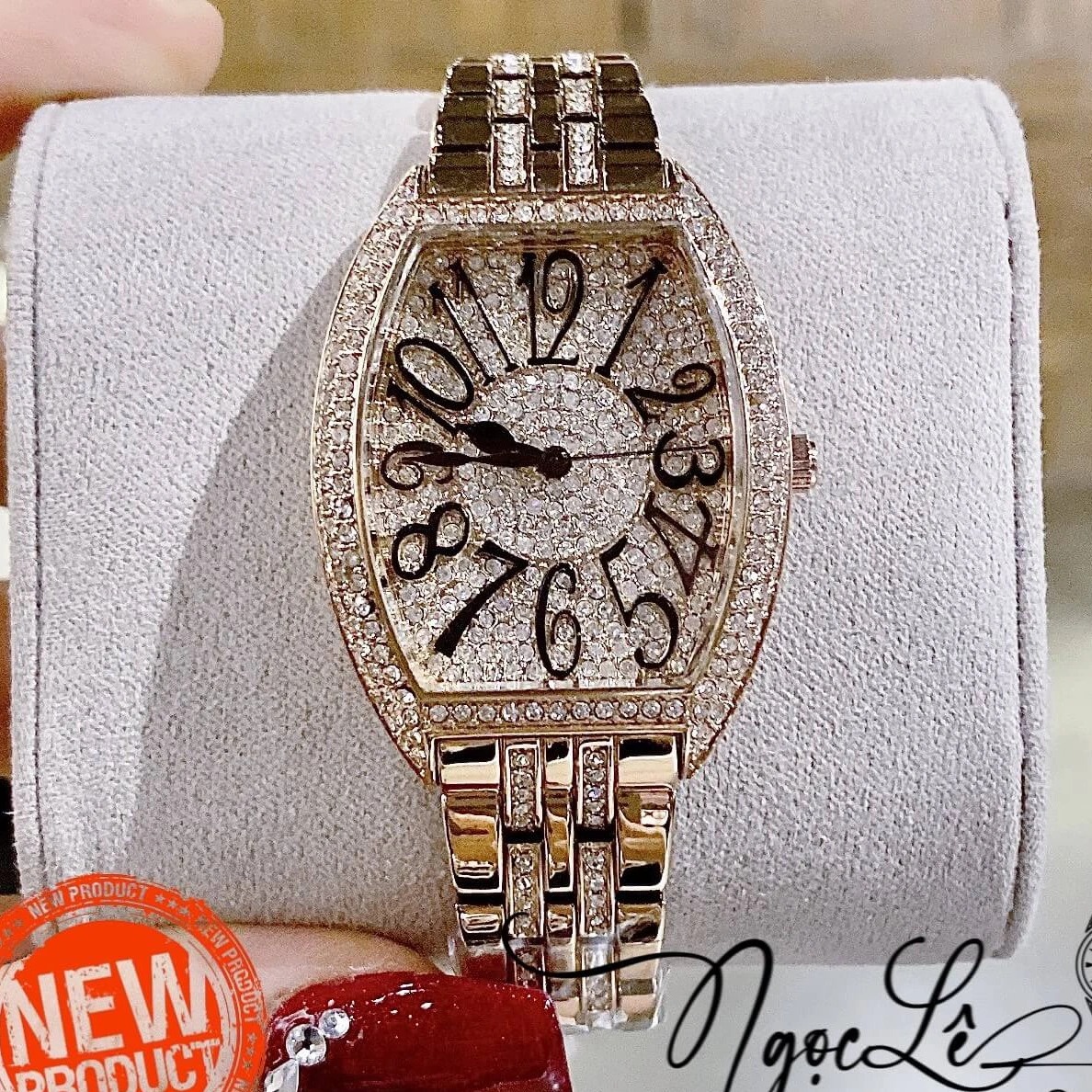 Đồng Hồ Chopard Nữ Dây Kim Loại Rose Gold Mặt Chữ Nhật Đính Đá Size 34mm Siêu Cấp