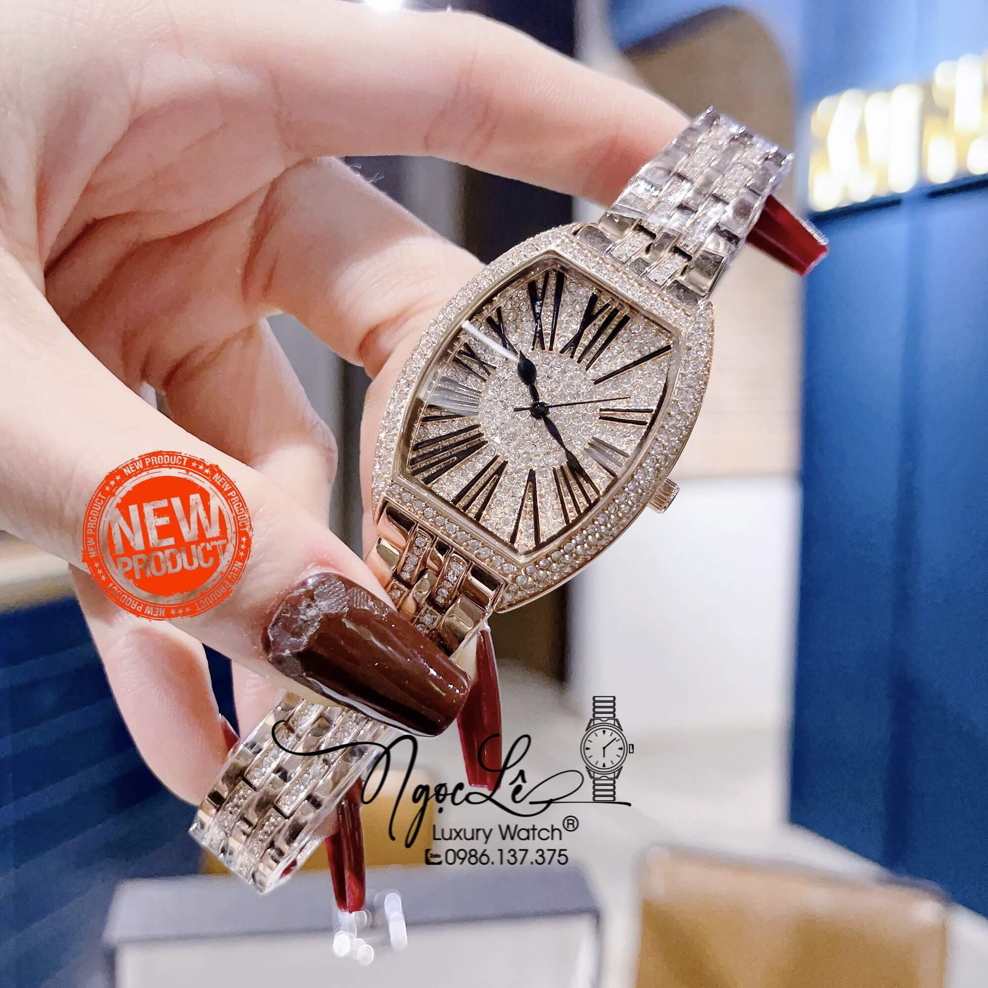 Đồng Hồ Chopard Nữ Dây Kim Loại Rose Gold Mặt Chữ Nhật Đính Đá Size 34mm Siêu Cấp